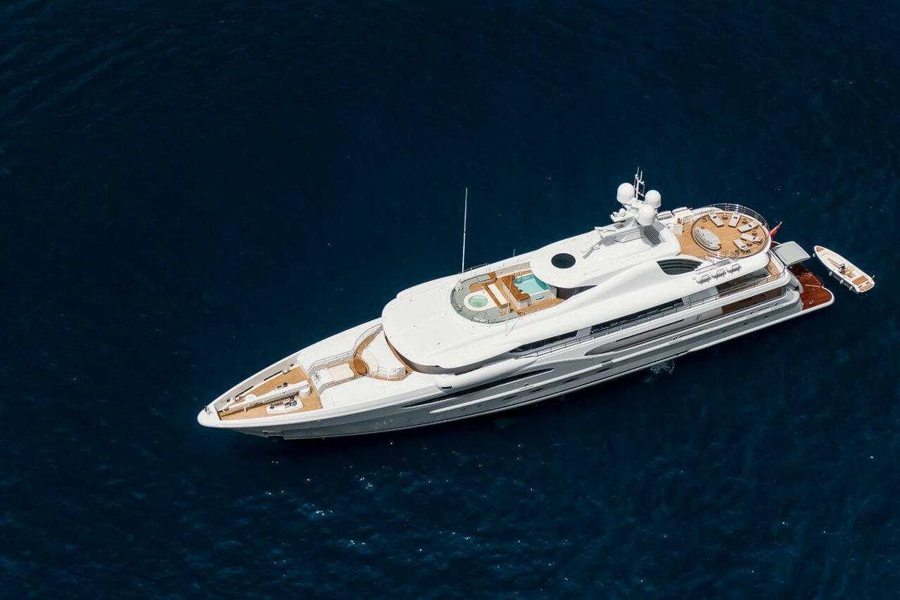 VENTUM MARIS yacht • Amels • 2011