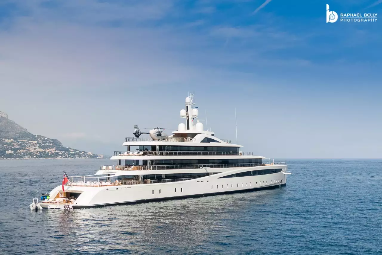 يخت VIVA • Feadship • 2021 • المالك فرانك فيرتيتا
