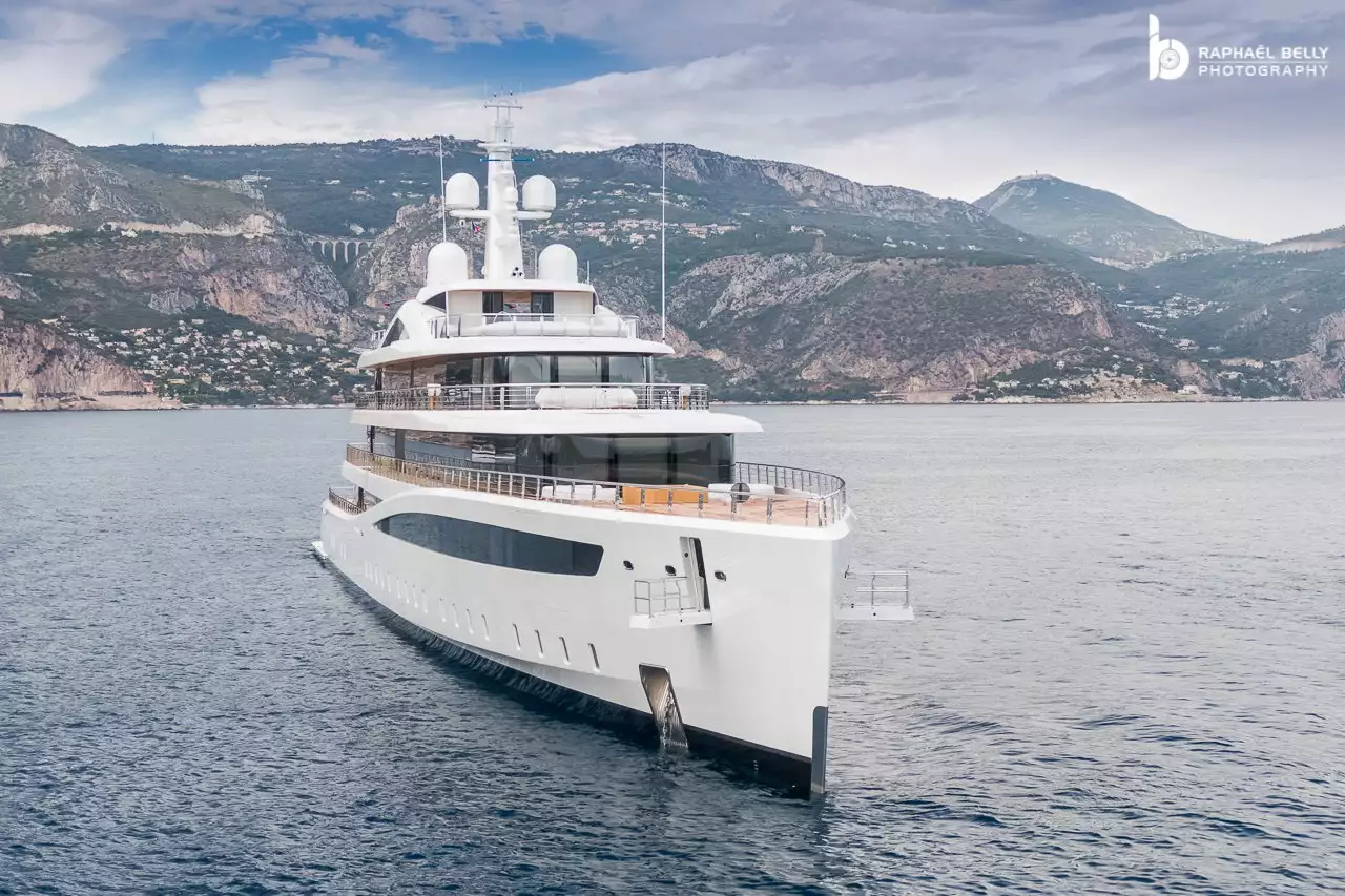 يخت VIVA • Feadship • 2021 • المالك فرانك فيرتيتا