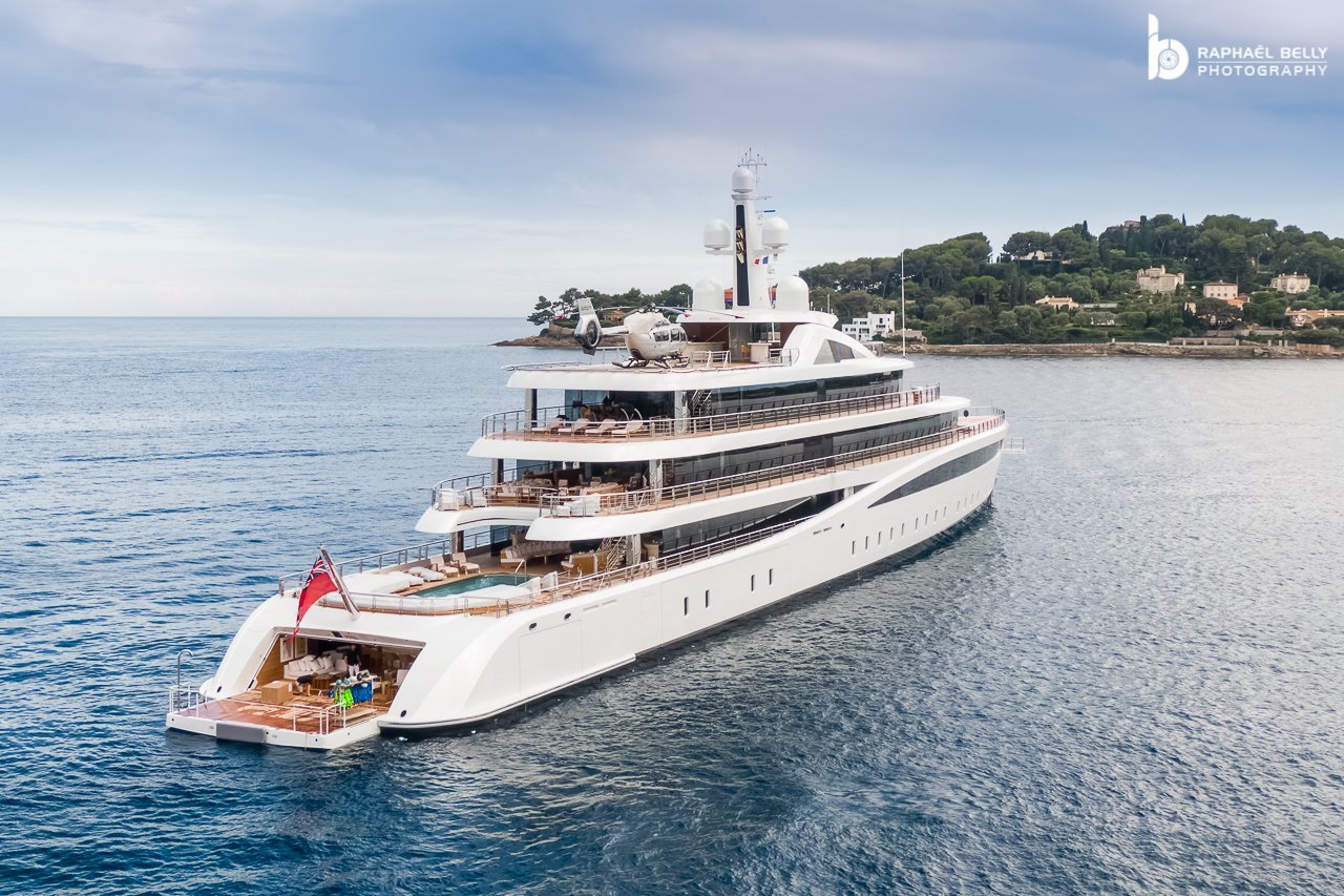 VIVA Yacht • Feadship • 2021 • Proprietario Frank Fertitta