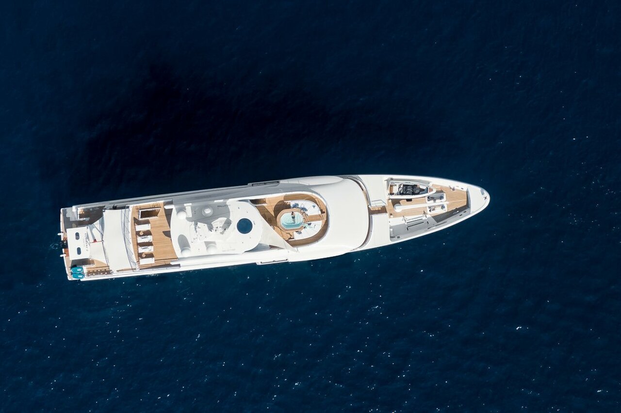 VOLPINI 2 yacht - Amels - 2018 - propriétaire Lindsay Fox