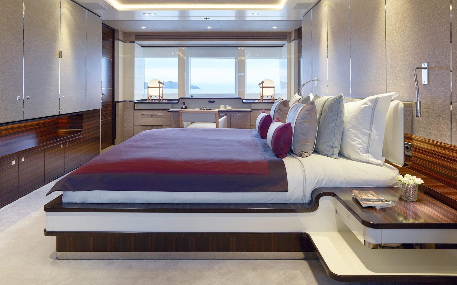 pour yacht ASYA intérieur