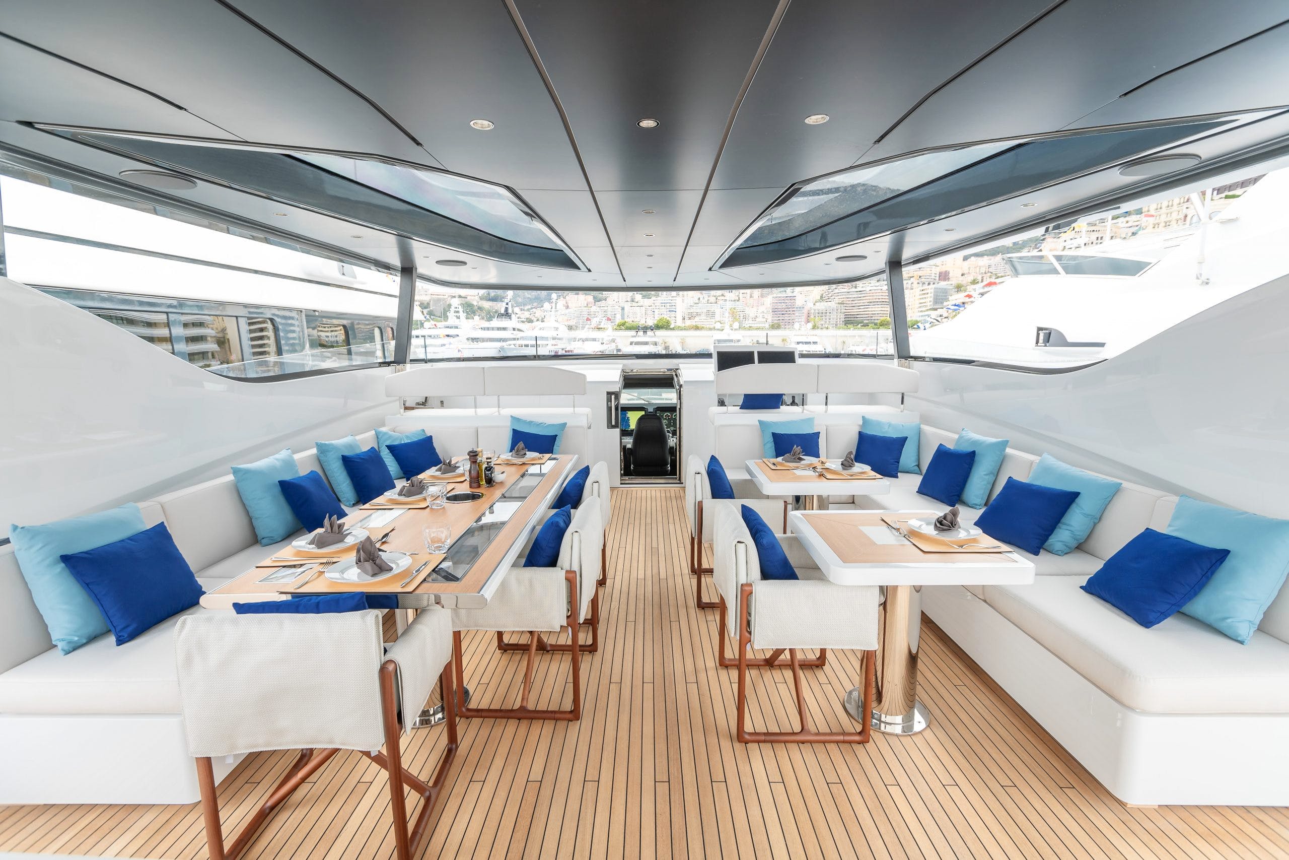 yacht Dopamine interior