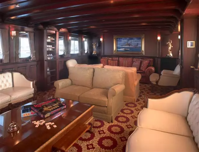 yacht SS Delphine interior