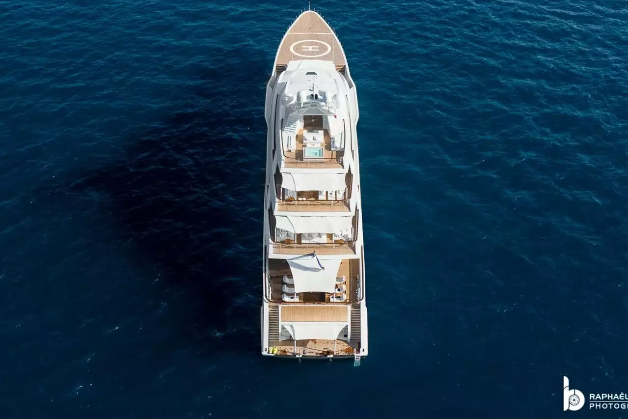 BLISS Yacht • Feadship • 2021 • Владелец Эван Шпигель