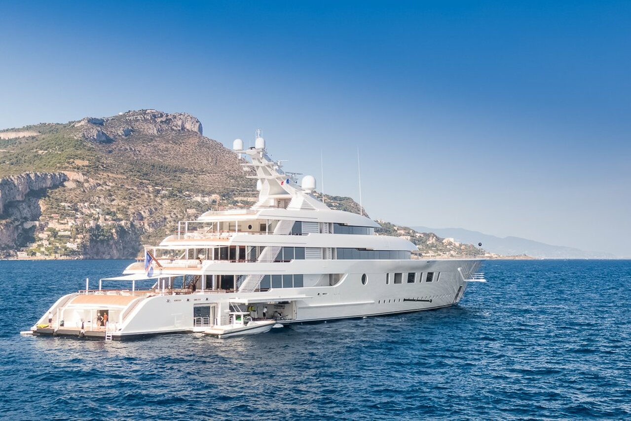 BLISS Yacht • Feadship • 2021 • Owner Evan Spiegel