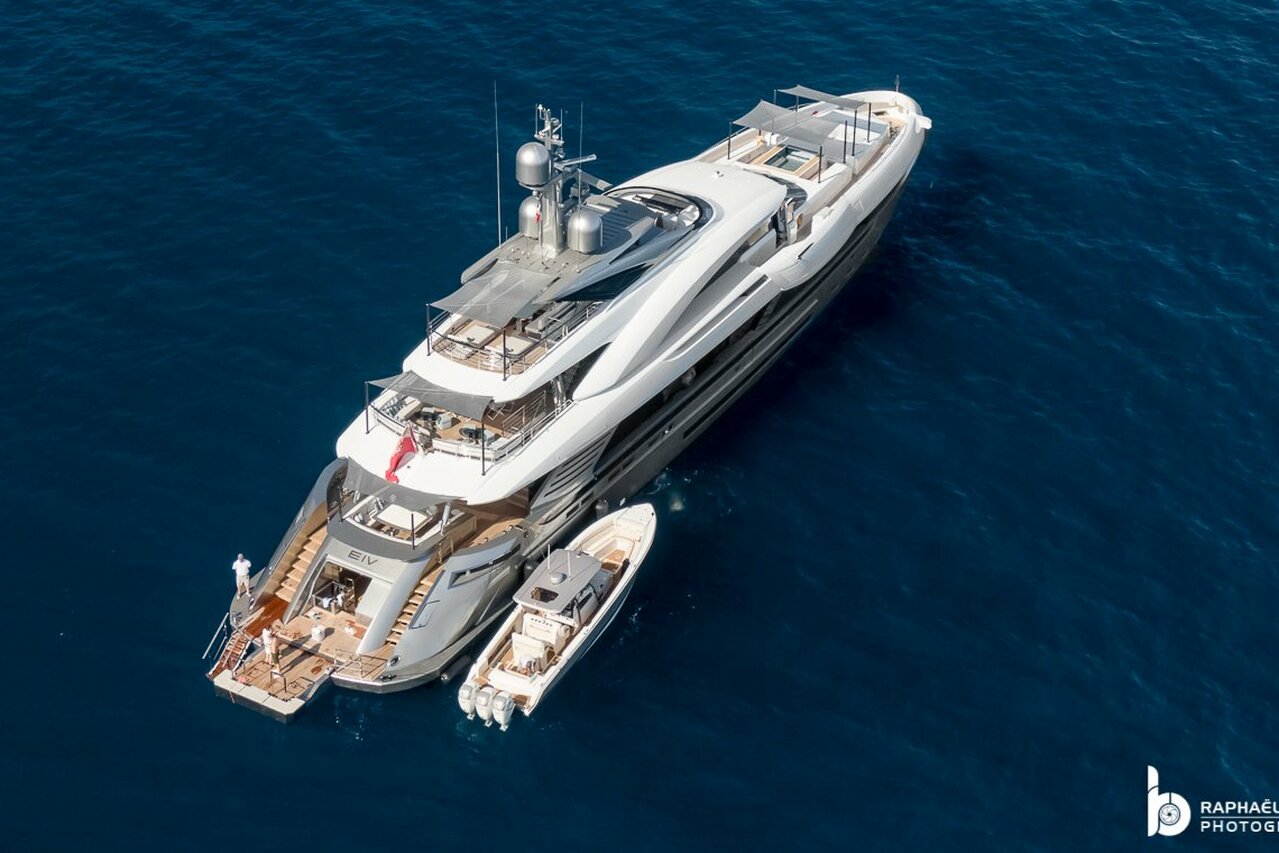 Yacht EIV • Rossi Navi • 2020 • armatore