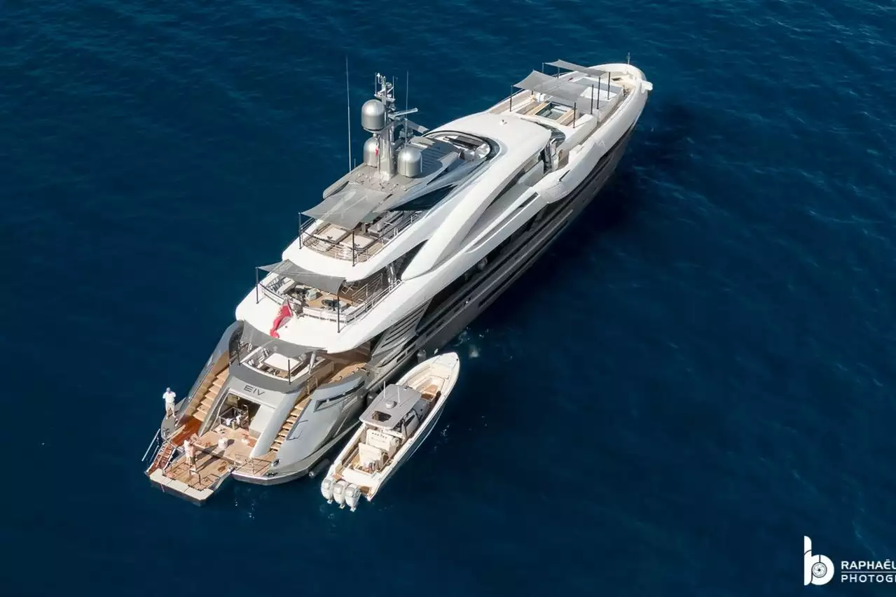 EIV-Yacht • Rossi Navi • 2020 • Eigentümer