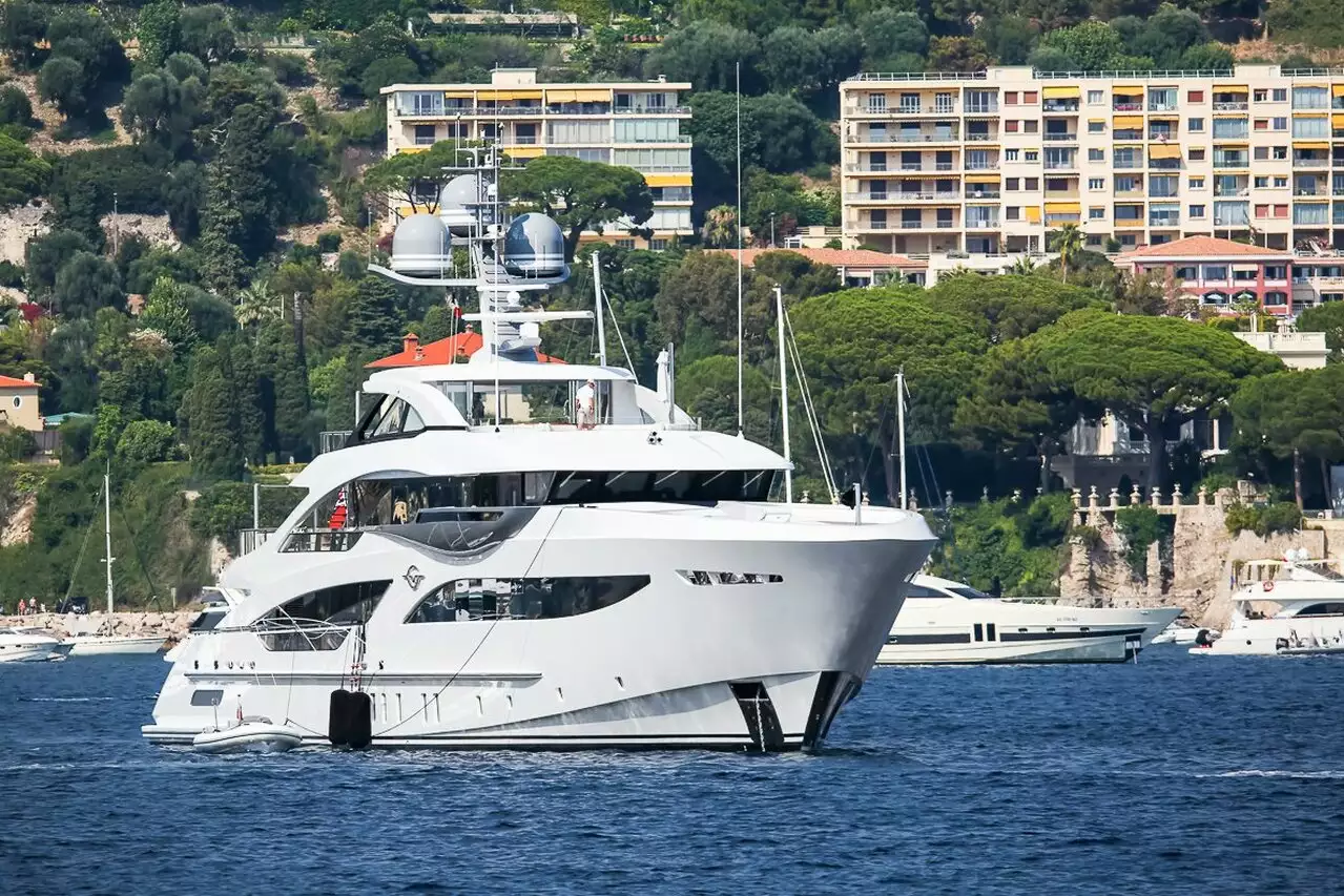 GALVAS Yacht • Heesen Yachts • 2019 • Eigentümerin Valerie Subbotin