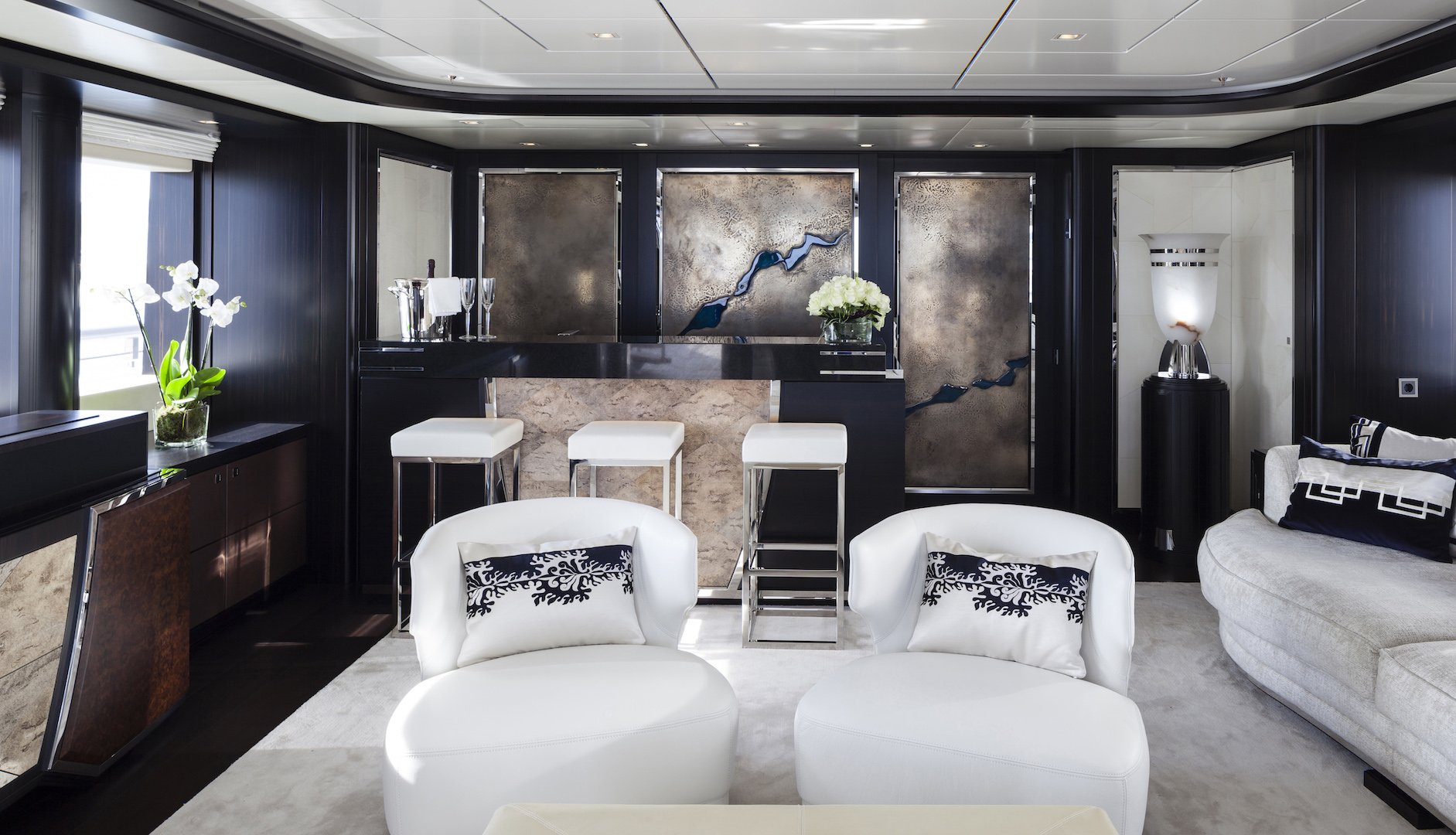 Heesen yacht JULIA interior (ex Sairu)