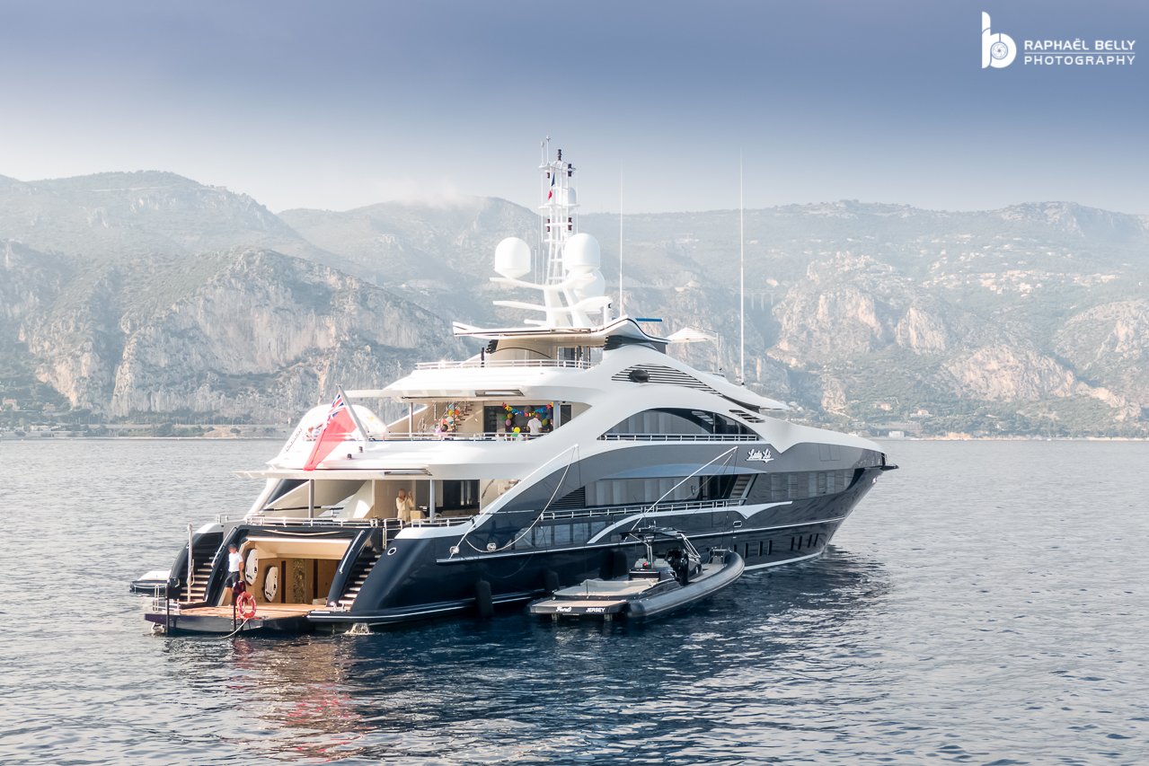 JULIA Yacht (ex SAIRU) • Heesen • 2015 • Proprietario