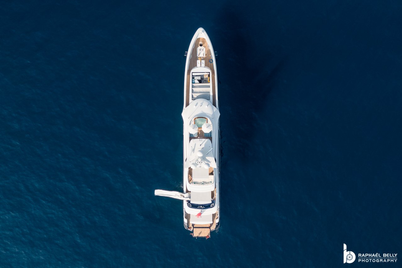 JULIA Yacht (ex SAIRU) • Heesen • 2015 • Propriétaire