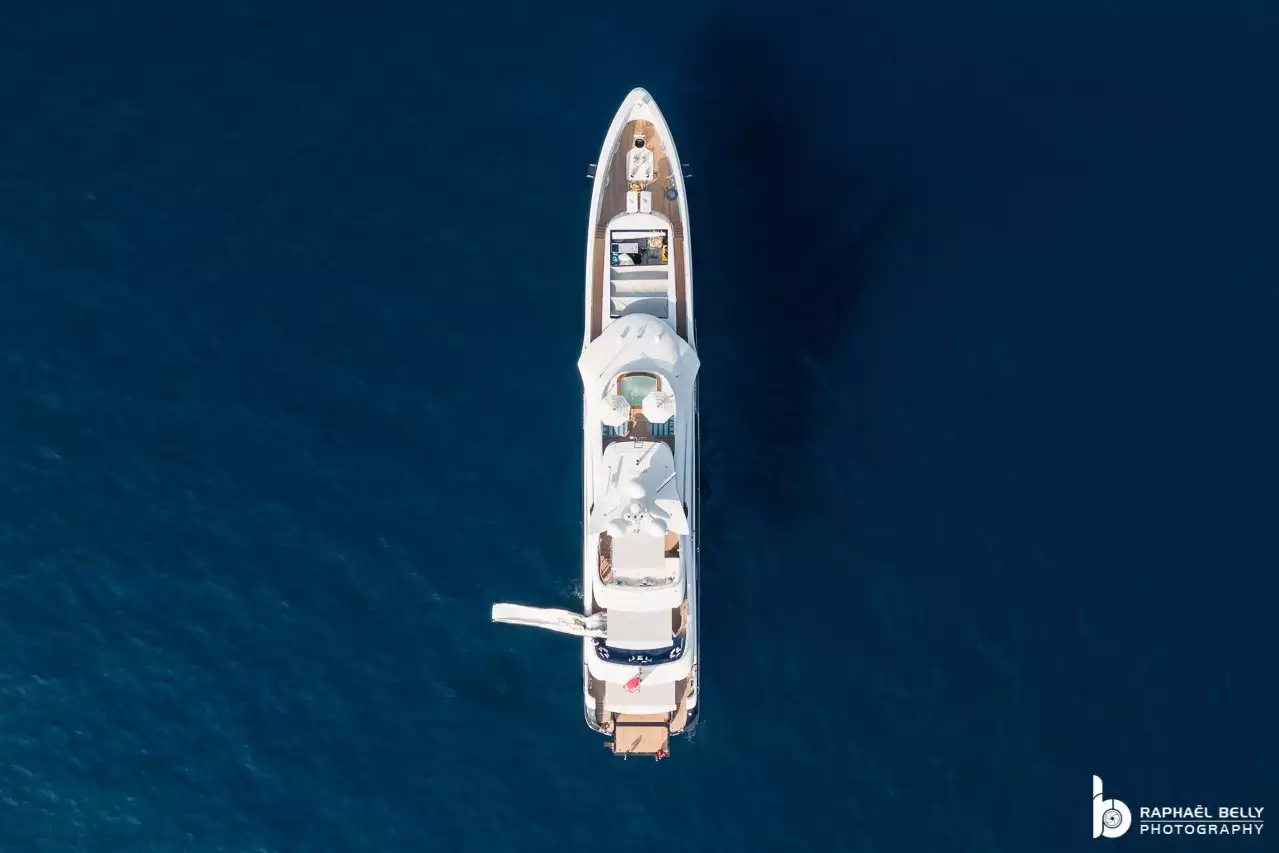 JULIA Yacht (eski SAIRU) • Heesen • 2015 • Sahibi