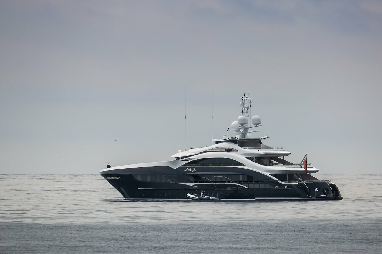 JULIA Yacht (ex SAIRU) • Heesen • 2015 • Owner