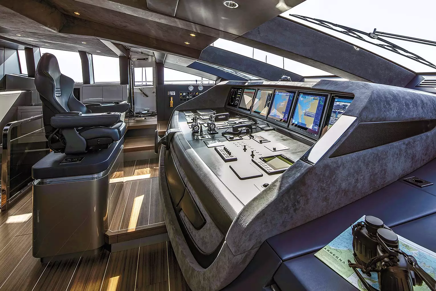 Mangusta GranSport 54 Yacht Siniar Interieur