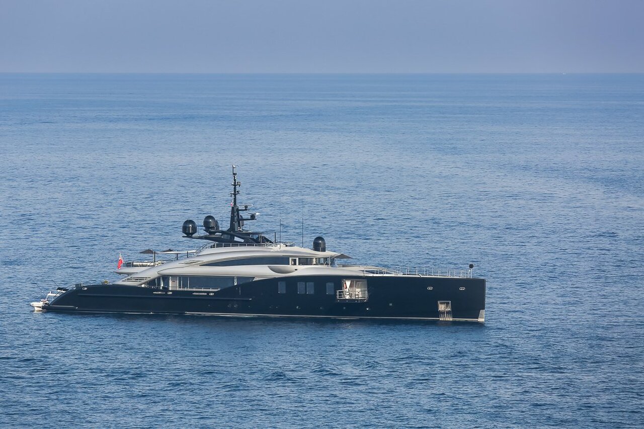 OKTO yacht • ISA Yachts • 2014 • proprietario Theodore Angelopoulos