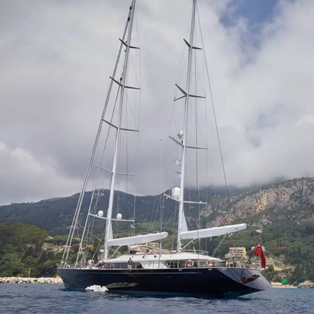 Iate PARSIFAL III • Perini Navi • 2005 • proprietário Kim Vibe Petersen