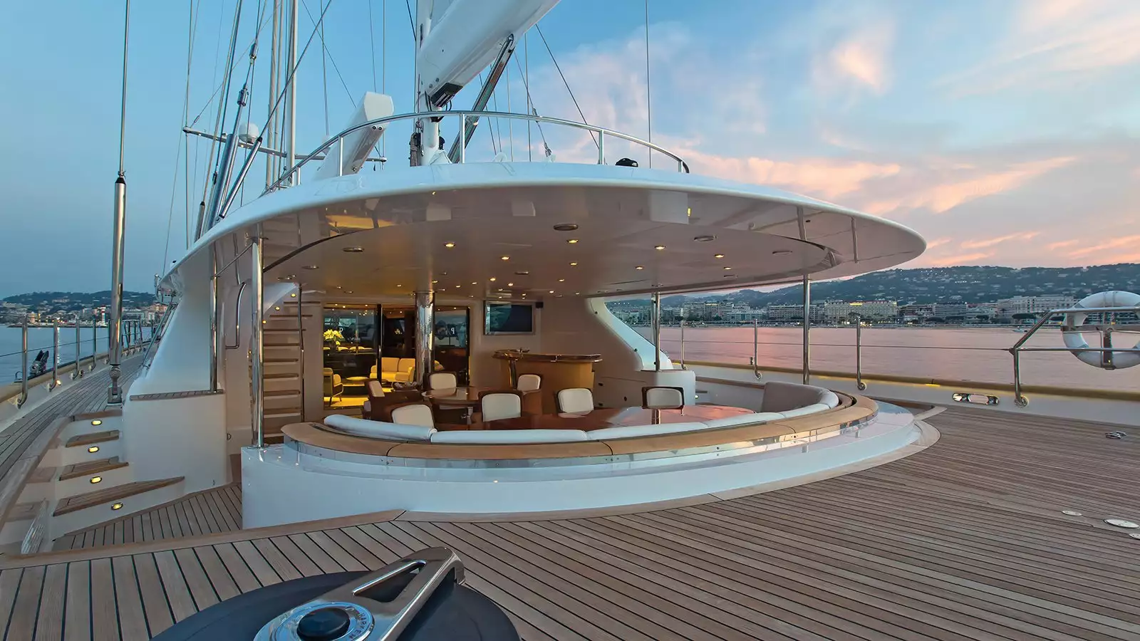 PARSIFAL III Yacht • Perini Navi • 2005 • Besitzer Kim Vibe Petersen	