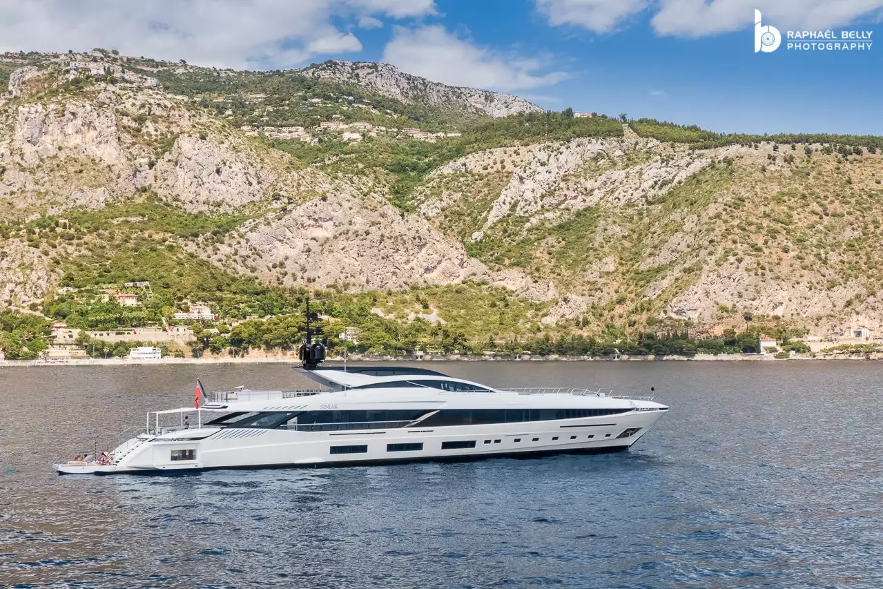 SINIAR-Yacht • Overmarine • 2020 • Eigentümer