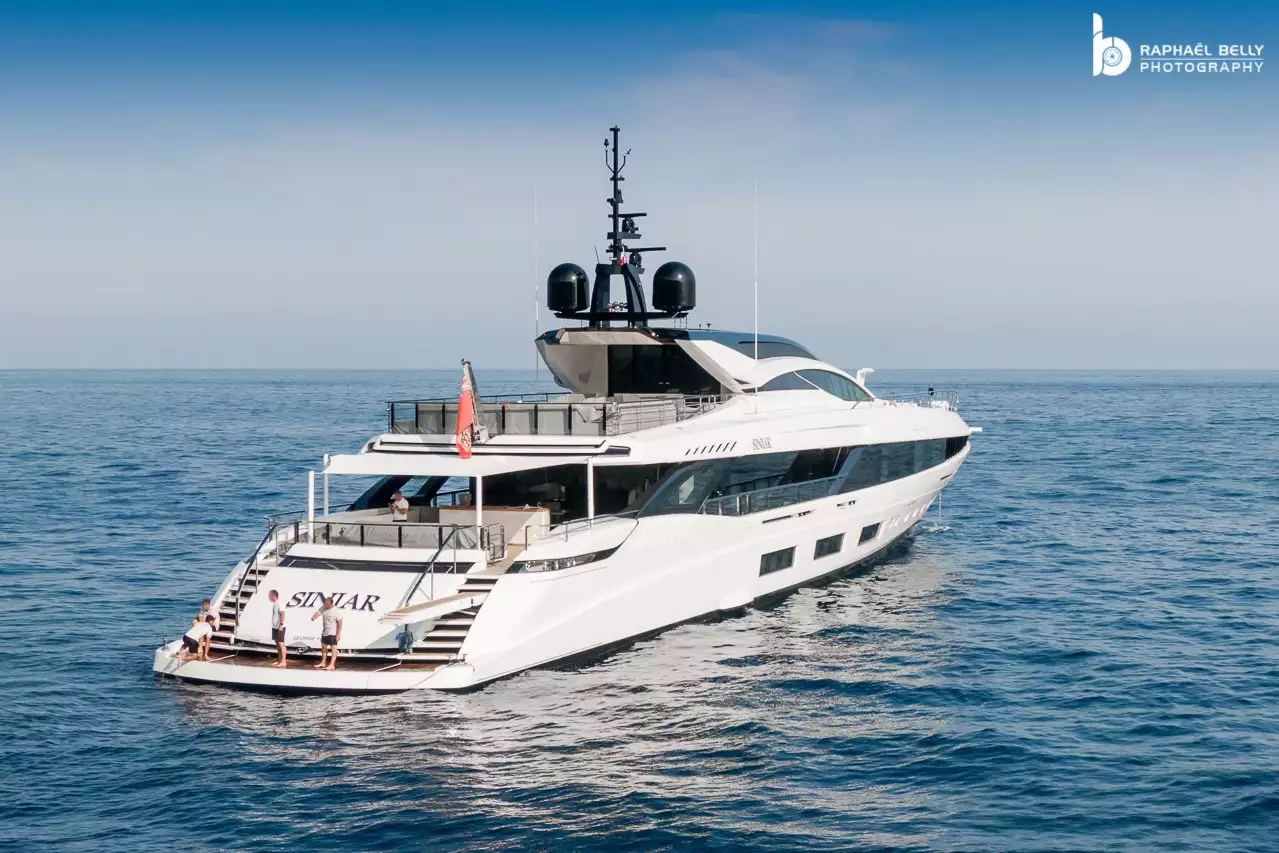 SINIAR-Yacht • Overmarine • 2020 • Eigentümer