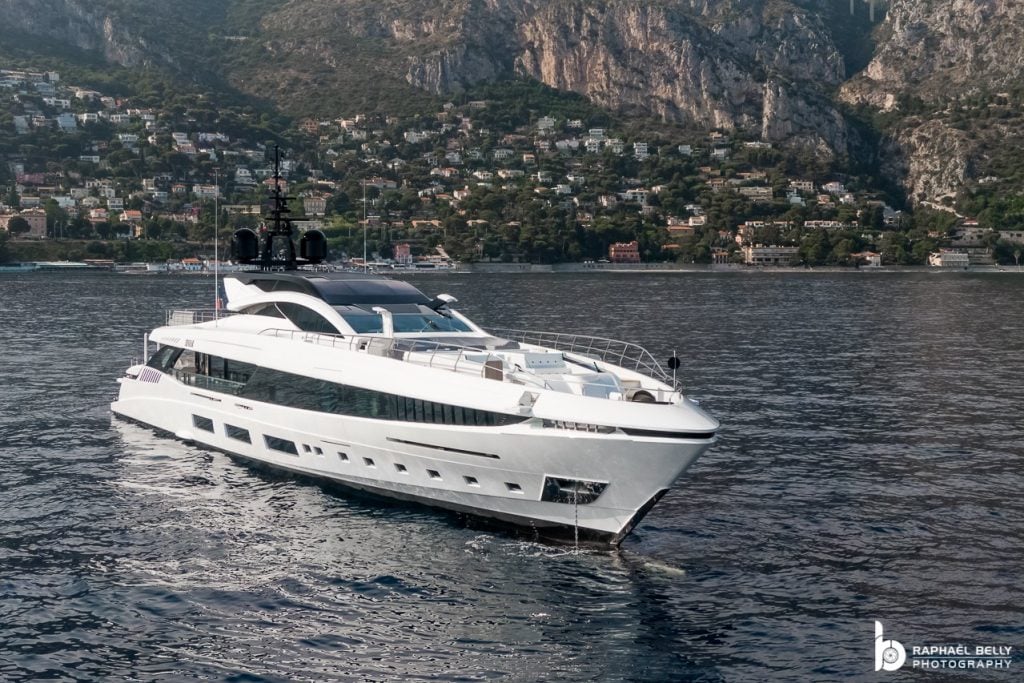 Yate SINIAR - Overmarine - 2020 - Propietario