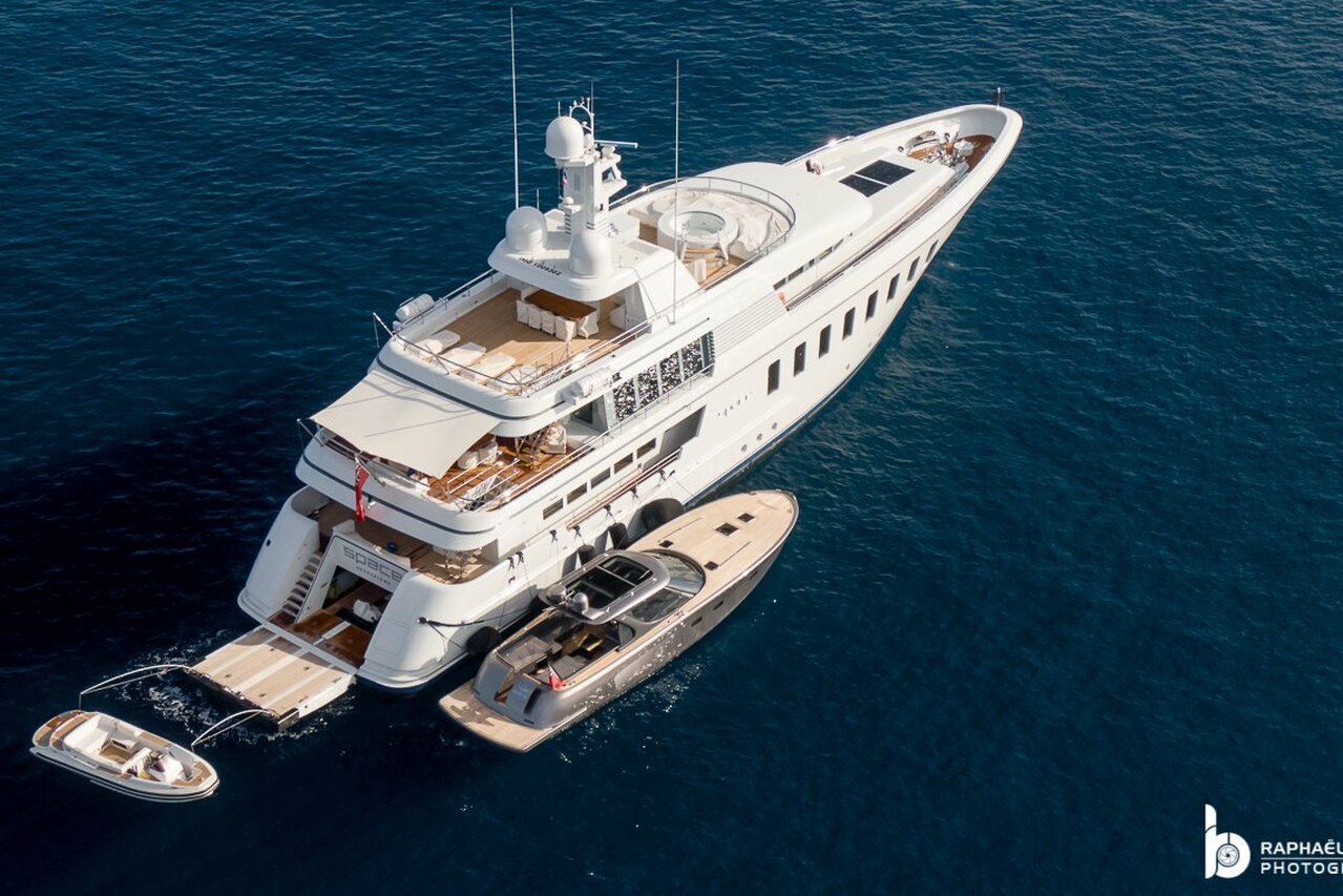 Яхта SPACE • Feadship • 2007 г. • владелец Лоуренс Графф