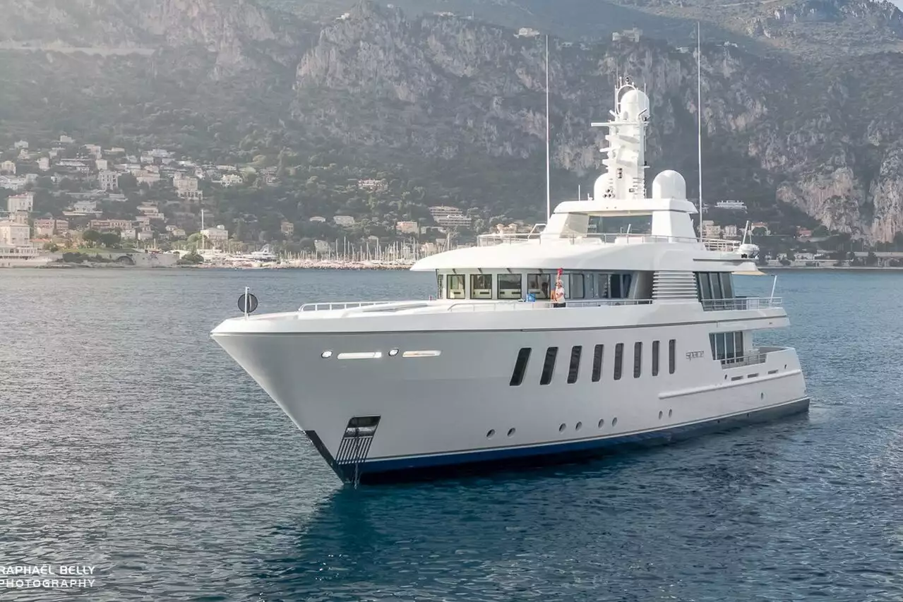 SPACE yacht • Feadship • 2007 • propriétaire Laurence Graff