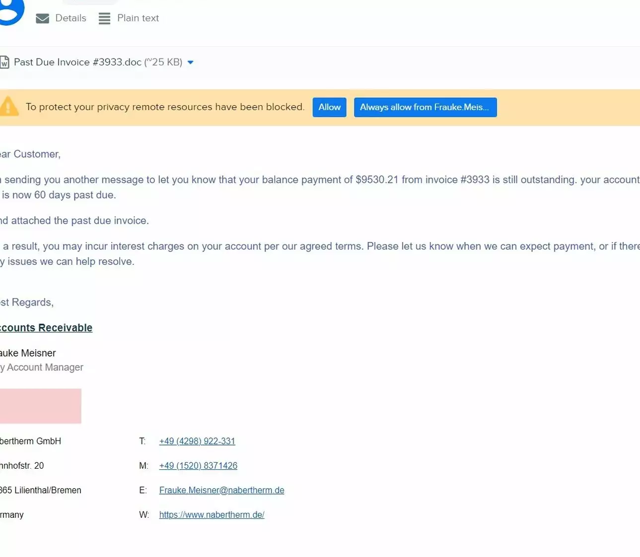 أمثلة على الرسائل الاقتحامية (SPAM) التي تلقتها SuperYachtFan