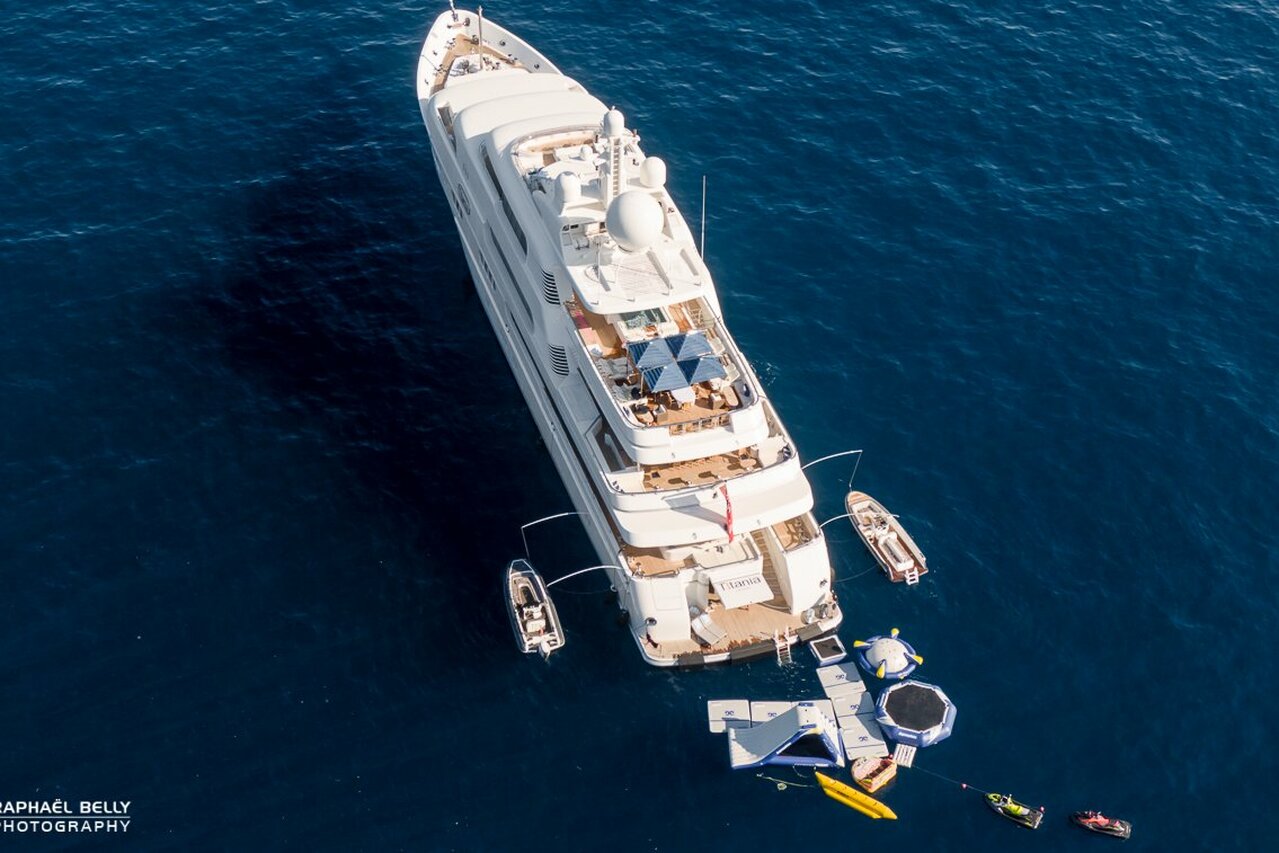 TITANIA Yacht • Lurssen • 2006 • Eigentümer John Caudwell