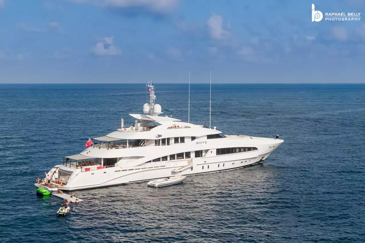 Yate BLANCO • Heesen • 2018 • Propietario