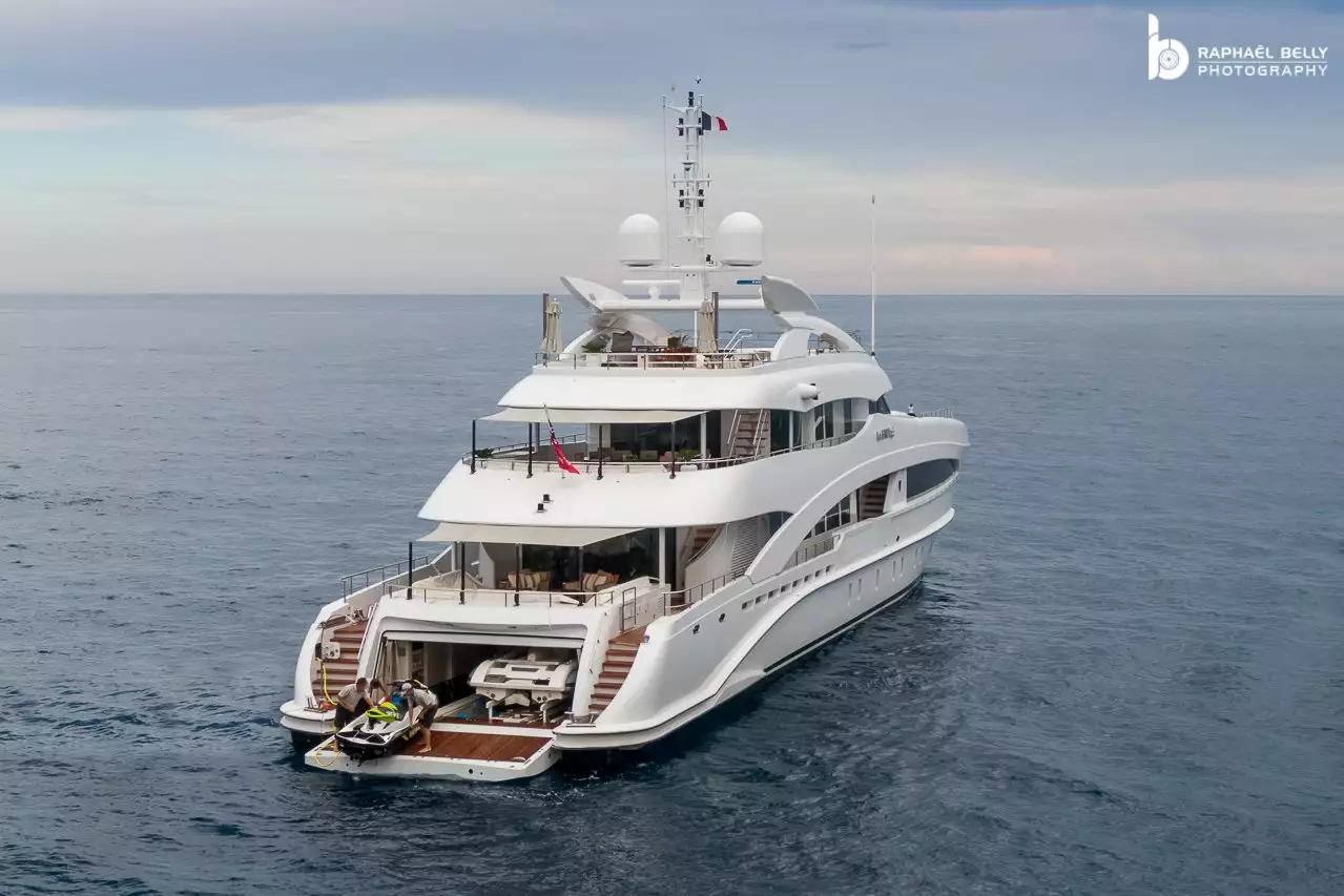 WEISSE Yacht • Heesen • 2018 • Eigner 