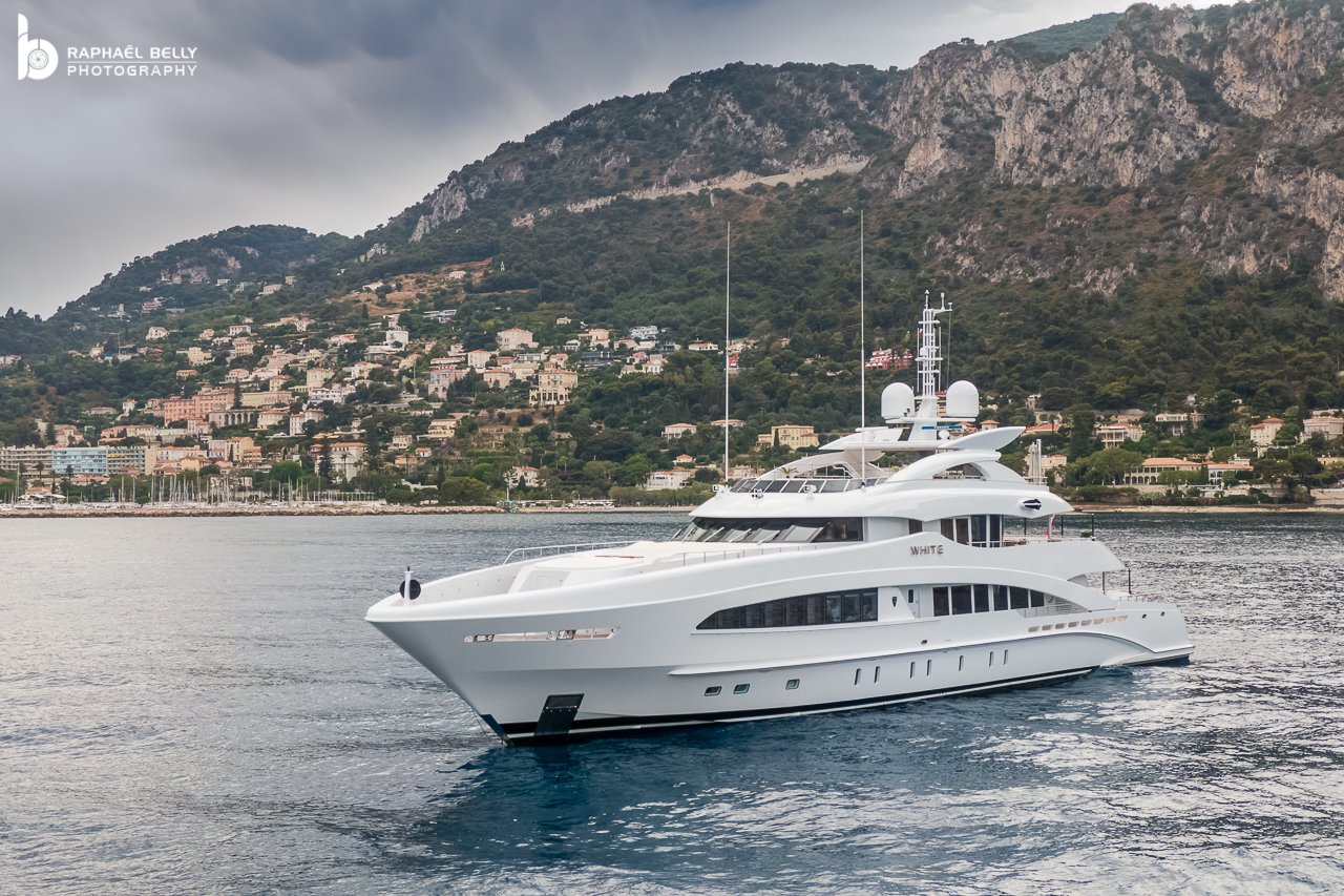 Yate BLANCO • Heesen • 2018 • Propietario 