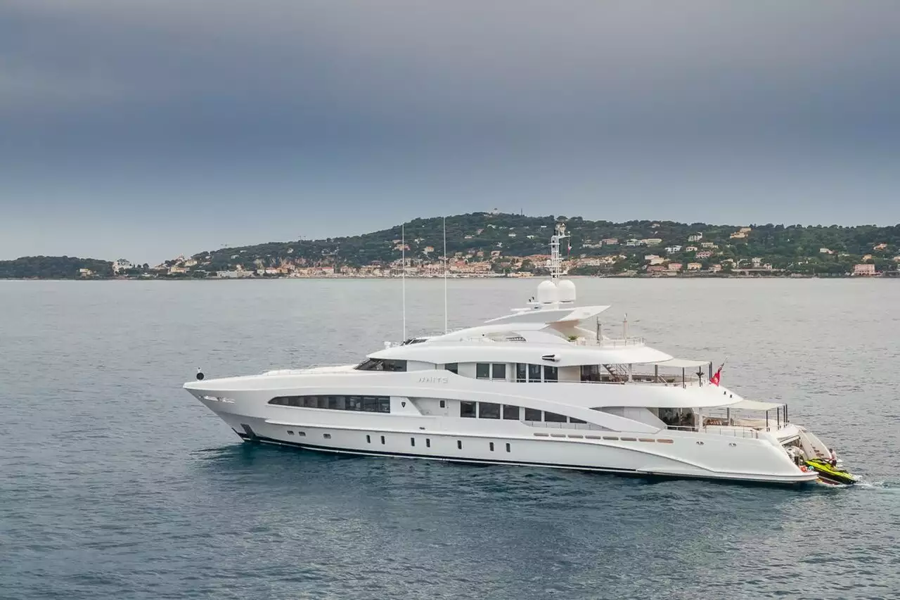 WHITE yacht • Heesen • 2018 • Proprietario 