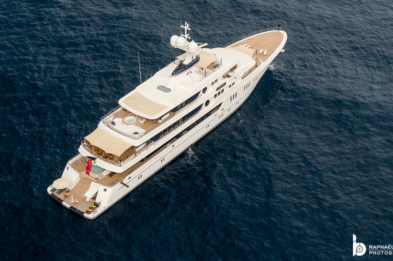 AURORA Yacht • Lurssen • 2017 • Eigenaar Andrey Molchanov