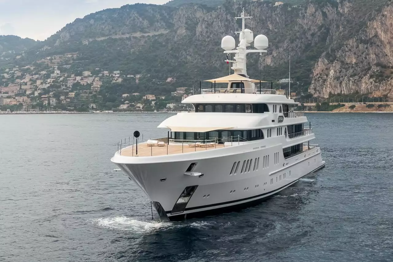 AURORA Yacht • Lurssen • 2017 • Propriétaire Andrey Molchanov