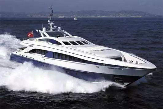 Hashtag Yacht • Heesen • 2005 • Owner Jeroen Kool