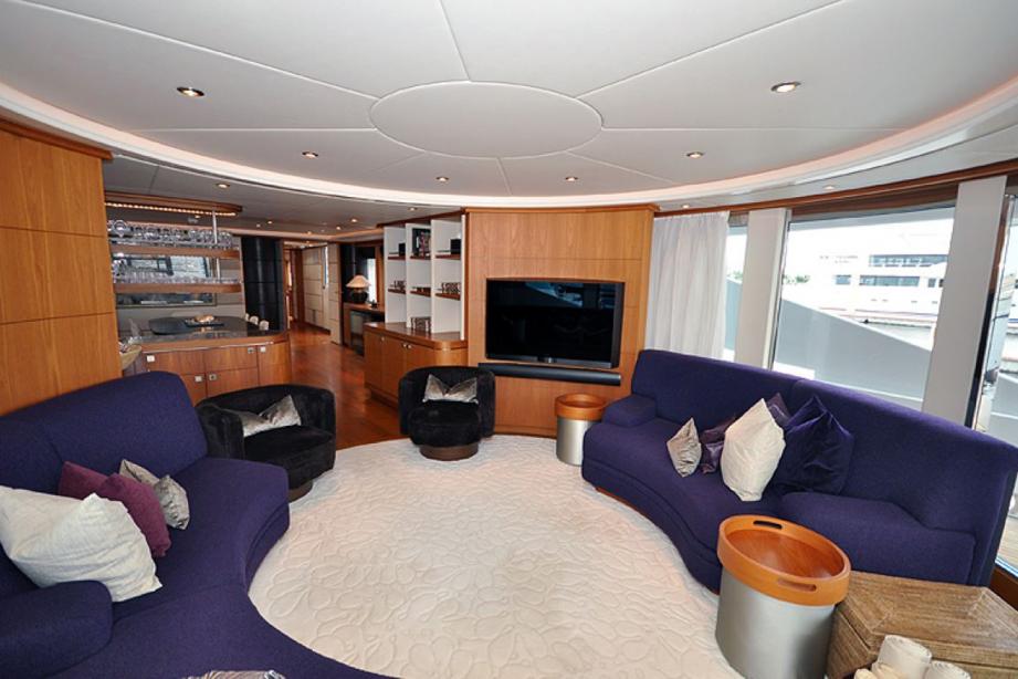 Heesen yacht Hashtag interior