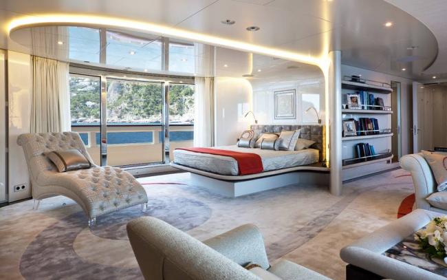 Heesen yacht Quite Essential interior 