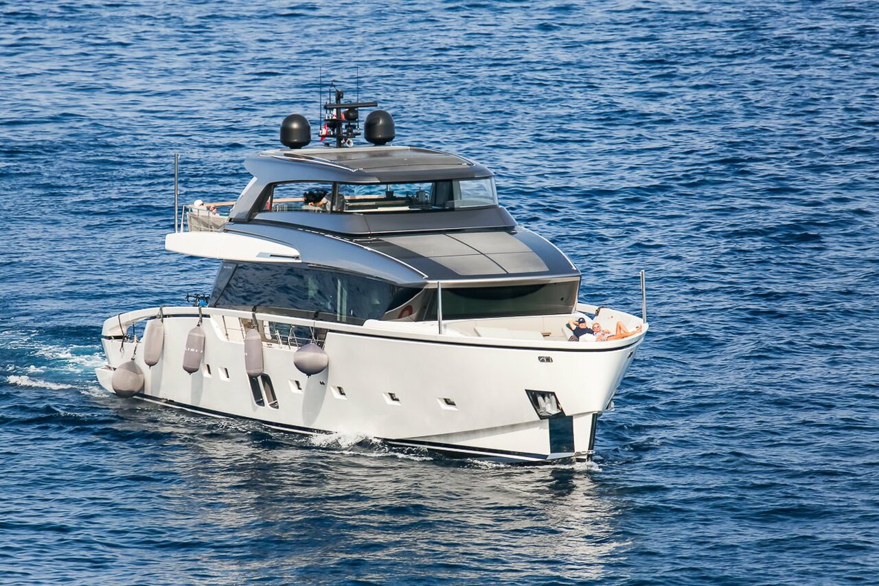 LISI III Yacht • San Lorenzo SX88 • 2015 • Owner Italian Millionaire