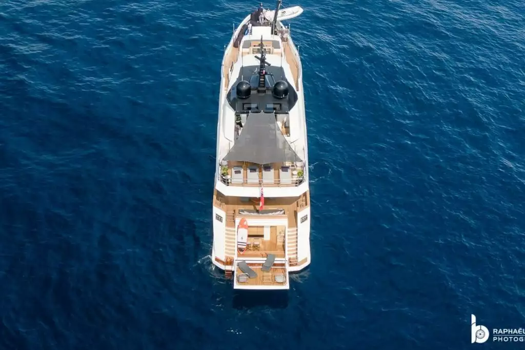 Yacht NEXT (ex MRS D) • Columbus Yachts • 2015 • proprietario Rick Delaney