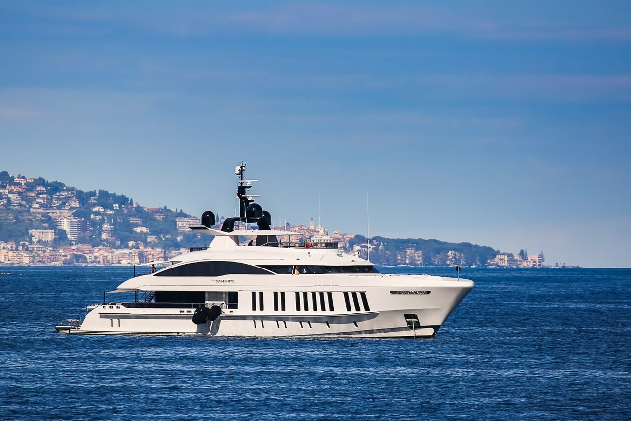 SAMURAI Yacht • Udo Mueller $45M Superyacht • Alia • 2016