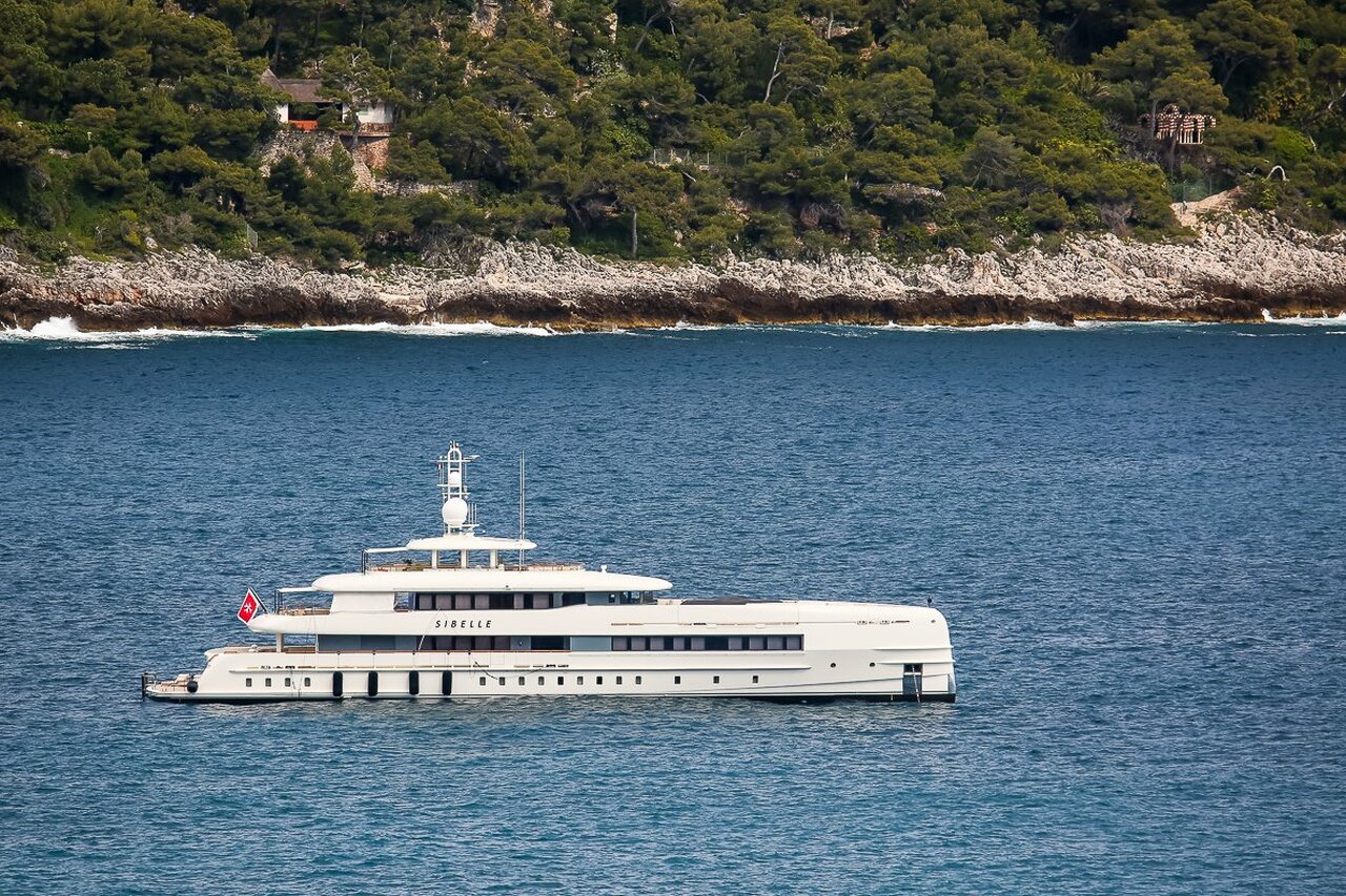 SIBELLE yat • Heesen Yachts • 2015 • sahibi US Millionaire