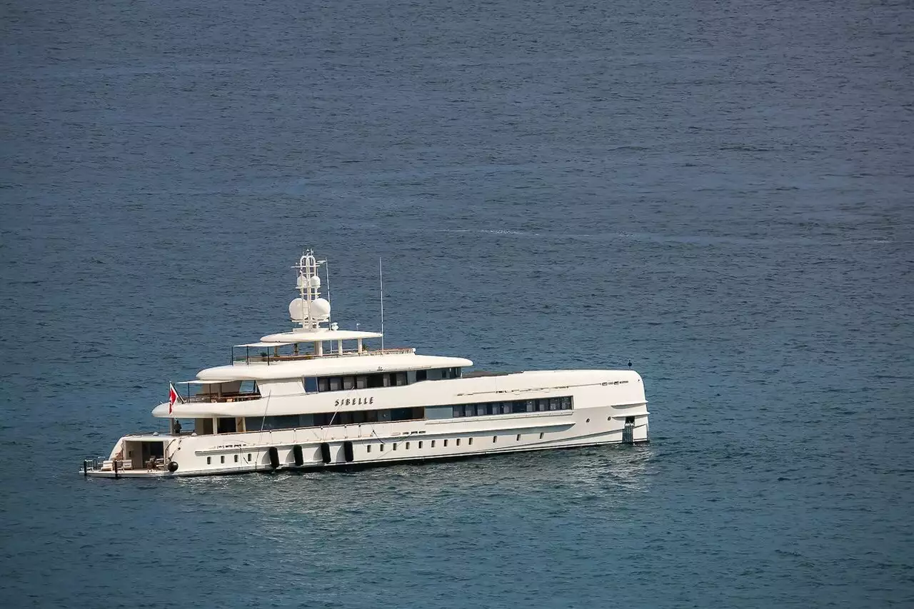 Yate SIBELLE • Heesen Yachts • 2015 • propietario US Millionaire