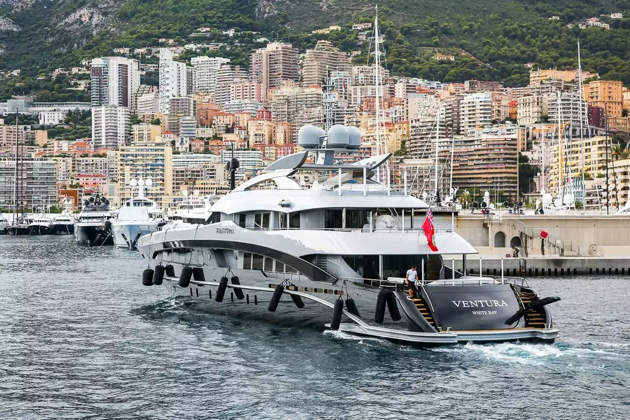 Iate SILY • Heesen Yachts • 2013 • proprietário milionário grego