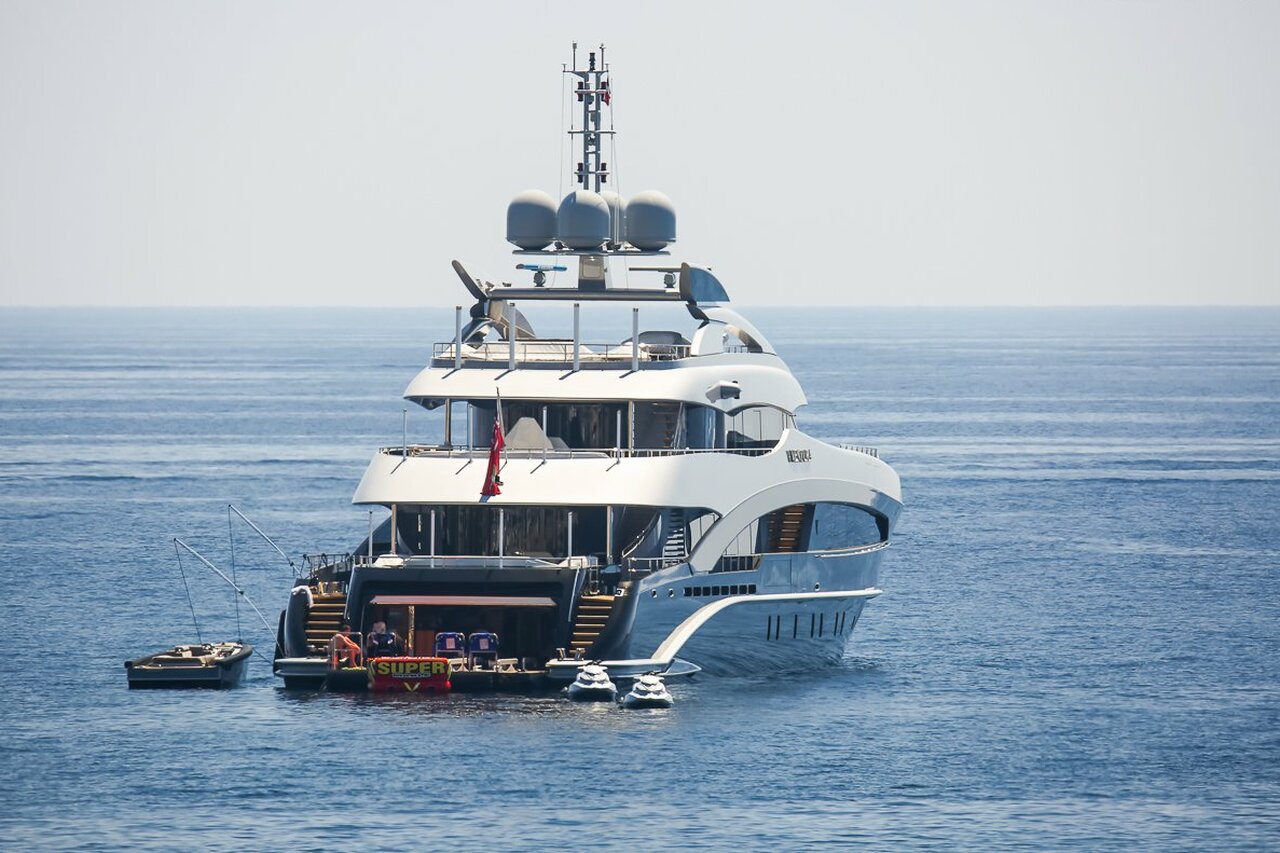 SILY Yacht • Heesen Yachts • 2013 • Besitzer griechischer Millionär