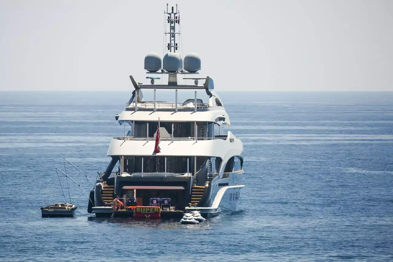Iate SILY • Heesen Yachts • 2013 • proprietário milionário grego