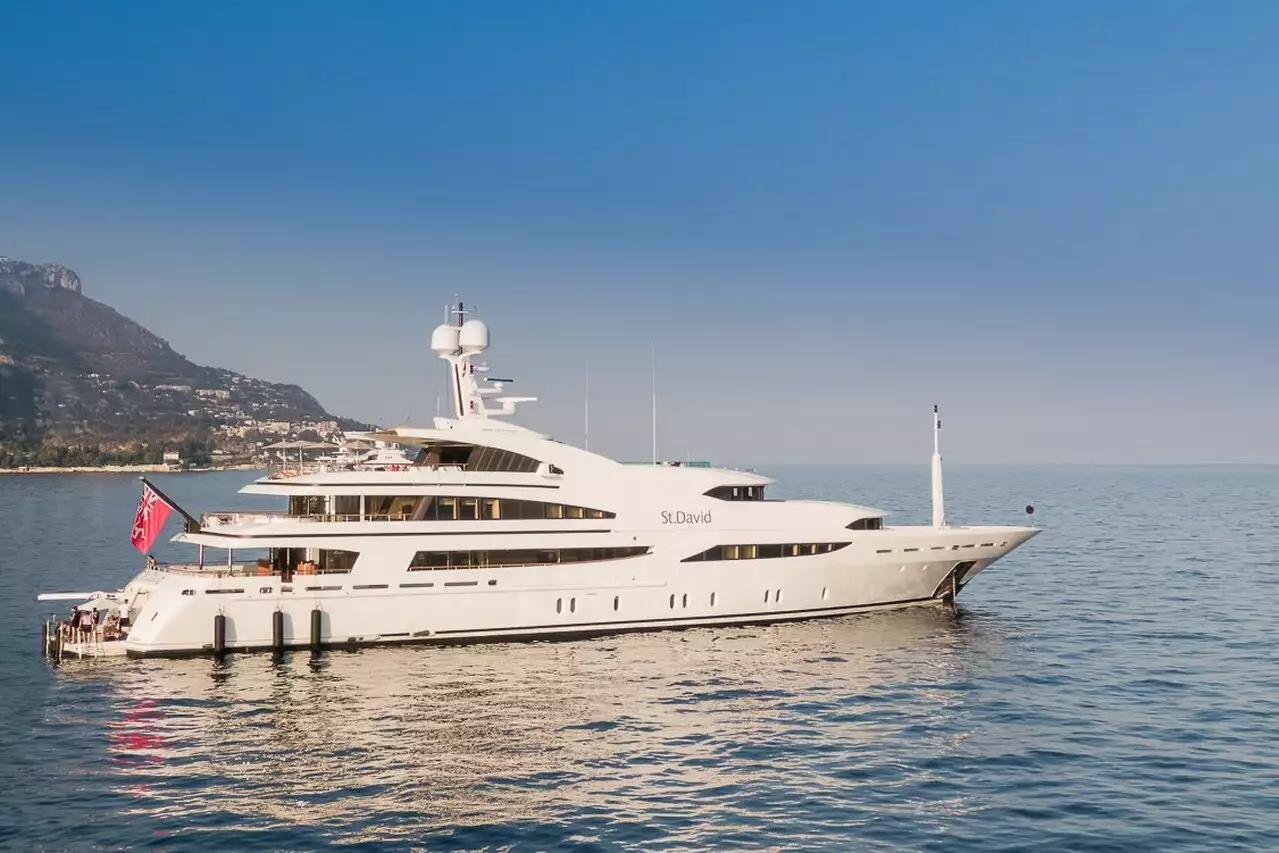 Iate ST DAVID • Benetti • 2008 • Proprietário David Beran