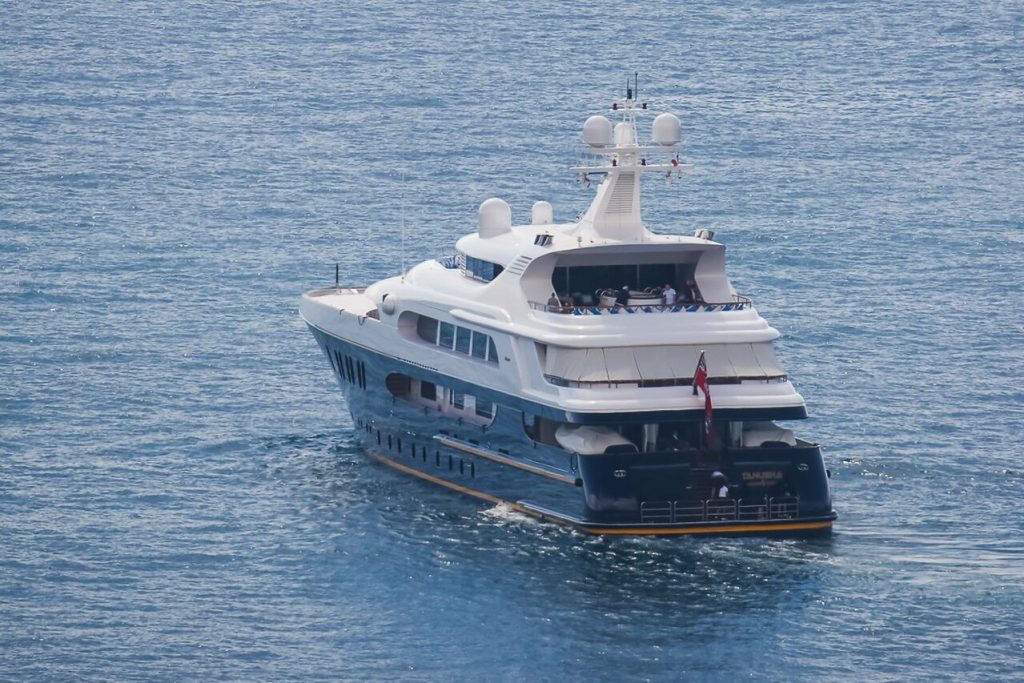 TANUSHA Yacht • Feadship • 2009 • Propriétaire Alexei Krapivin