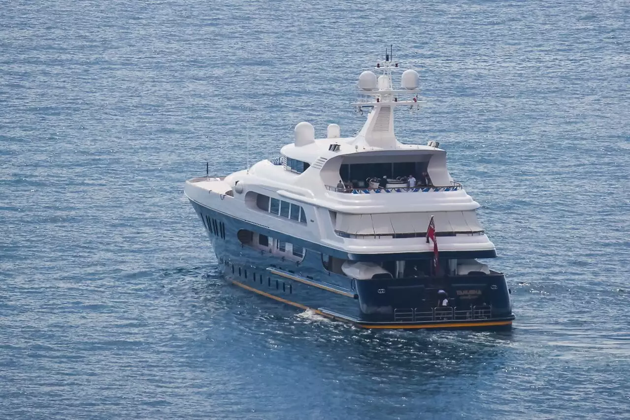 TANUSHA Yacht • Feadship • 2009 • Proprietario Alexei Krapivin