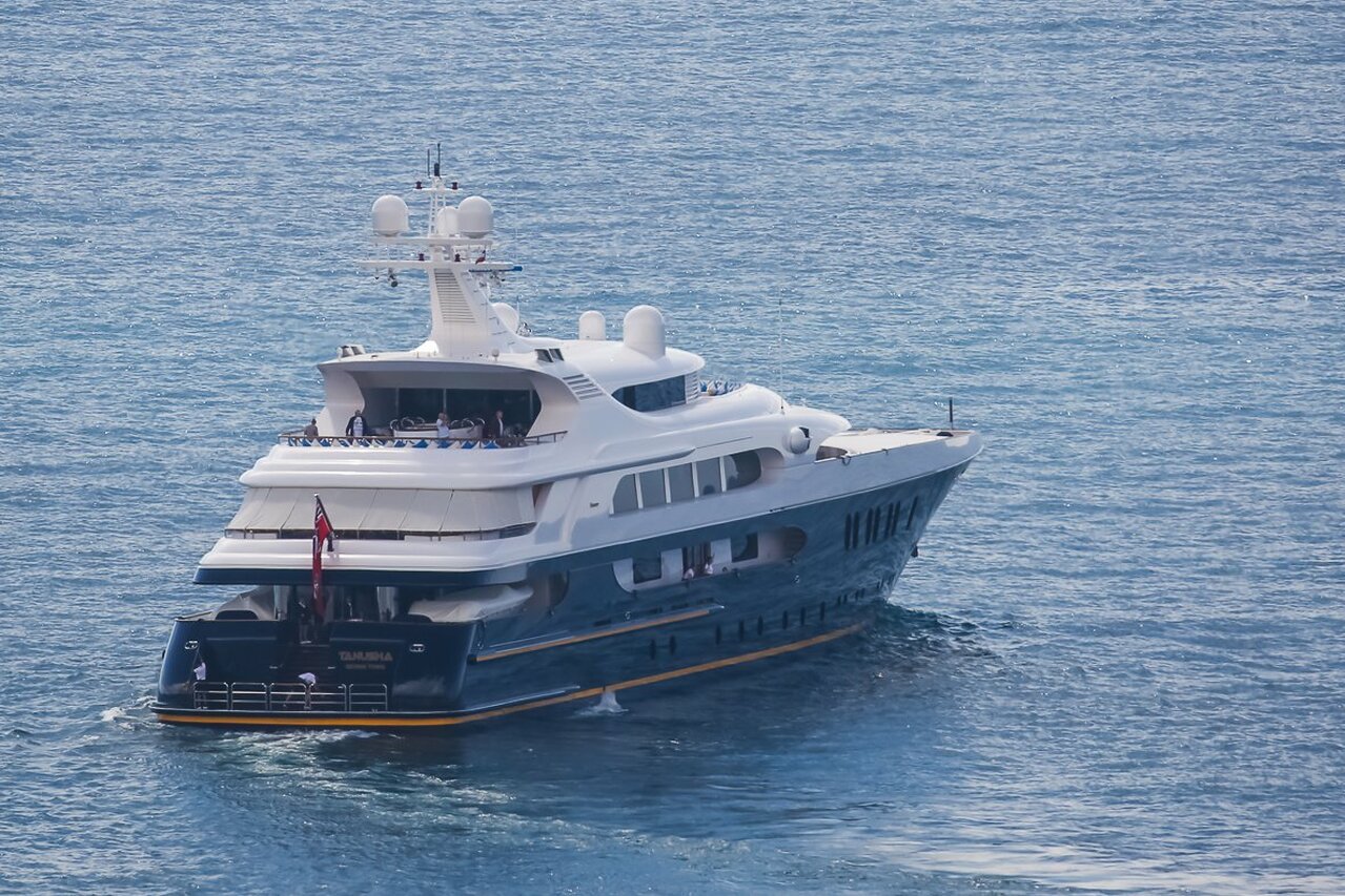 TANUSHA Yacht • Feadship • 2009 • Владелец Алексей Крапивин